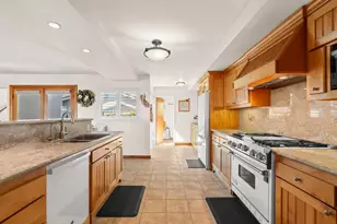 505 Briarwood, Ventura, CA 93001 - Photo 6