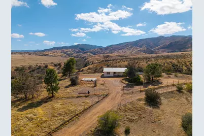 7451 Foothill Road, Cuyama, CA 93254 - Photo 2