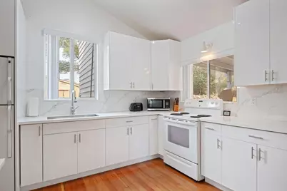 82 La Mesa Lane, Santa Barbara, CA 93105 - Photo 14