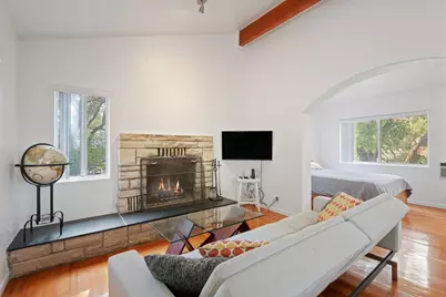 82 La Mesa Lane, Santa Barbara, CA 93105 - Photo 8