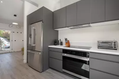 209 Barranca Avenue, Santa Barbara, CA 93109 - Photo 10
