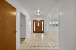 1141 Pellham Dr, Lompoc, CA 93436 - Photo 8