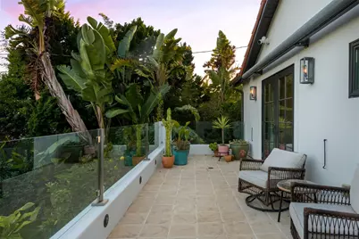1109 Las Olas Avenue, Santa Barbara, CA 93109 - Photo 20