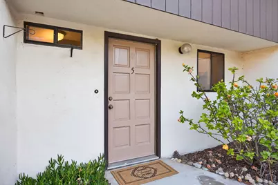 969 Miramonte Drive #5, Santa Barbara, CA 93109 - Photo 2