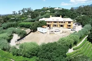 2910 Sycamore Canyon Rd, Montecito, CA 93108 - Photo 16