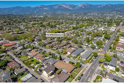 916 W Micheltorena Street, Santa Barbara, CA 93101 - Photo 2