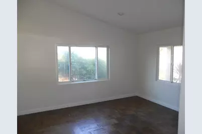 916 W Micheltorena Street, Santa Barbara, CA 93101 - Photo 8