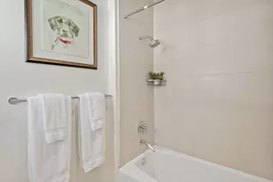 18 W Victoria St, Santa Barbara, CA 93101 - Photo 24