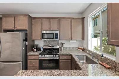 367 Fuerte Drive, Santa Paula, CA 93060 - Photo 12