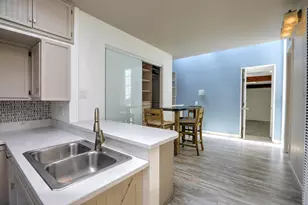 428 State St, Santa Barbara, CA 93101 - Photo 8