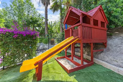 8311 Jason Avenue, Los Angeles, CA 91304 - Photo 30