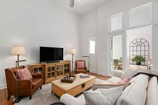 18 W Victoria St, Santa Barbara, CA 93101 - Photo 10