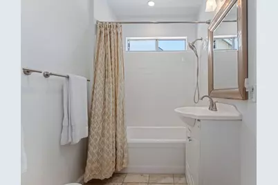 1016 E Haley Street, Santa Barbara, CA 93103 - Photo 14