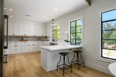 2687 Montrose Place, Santa Barbara, CA 93105 - Photo 2