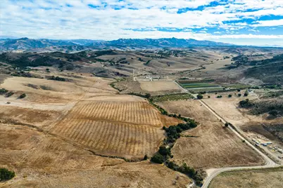 7015 Long Canyon Road, Santa Maria, CA 93454 - Photo 8