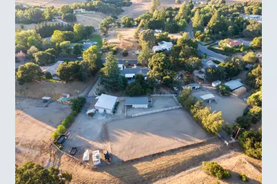 2550 Elk Grove Road, Solvang, CA 93463 - Photo 72