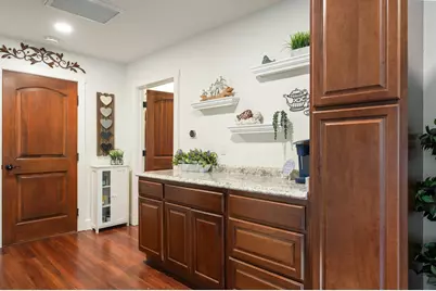 2550 Elk Grove Road, Solvang, CA 93463 - Photo 14