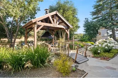 2550 Elk Grove Road, Solvang, CA 93463 - Photo 36