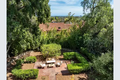 512 E Arrellaga Street, Santa Barbara, CA 93103 - Photo 24