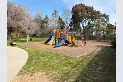 7380 Elmhurst Place, Santa Barbara, CA 93117 - Photo 22