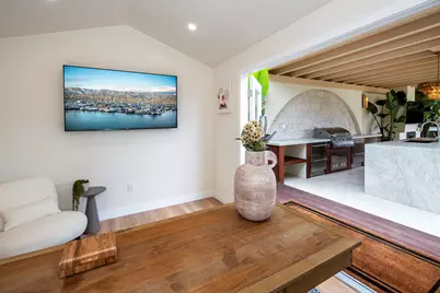 1275 Kenwood Road, Santa Barbara, CA 93109 - Photo 22