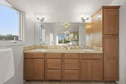 1310 Olive Street, Santa Barbara, CA 93101 - Photo 16
