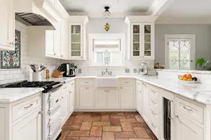 1529 De La Vina St, Santa Barbara, CA 93101 - Photo 4