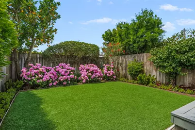 2129 Red Rose Way, Santa Barbara, CA 93109 - Photo 32