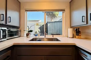 355 Cannon Green Dr, Goleta, CA 93117 - Photo 16