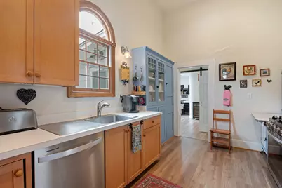 613 Coronel Place, Santa Barbara, CA 93101 - Photo 10