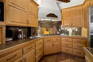 2260 Bella Vista Dr, Montecito, CA 93108 - Photo 16