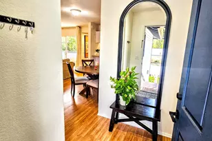 521 W Montecito St, Santa Barbara, CA 93101 - Photo 2