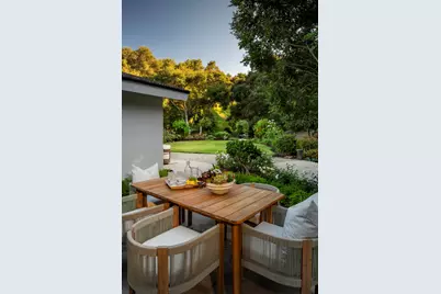 1102 Plaza Del Monte, Santa Barbara, CA 93101 - Photo 12