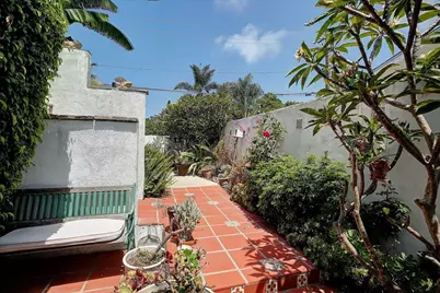 936 N Nopal Street #A & B, Santa Barbara, CA 93103 - Photo 22