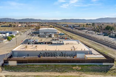 44211 Yucca Avenue, Out Of Area, CA 93534 - Photo 48