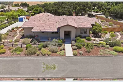 1210 Hager Lane, Buellton, CA 93427 - Photo 2
