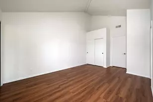 820 W Victoria St, Santa Barbara, CA 93101 - Photo 16