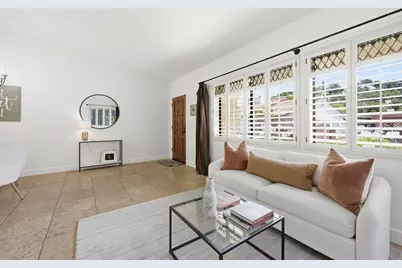 848 Woodland Avenue #Apt 5, Ojai, CA 93023 - Photo 8