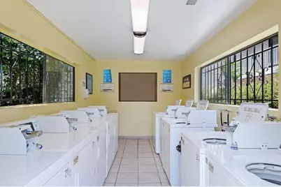 47 Dearborn Place #18, Goleta, CA 93117 - Photo 34