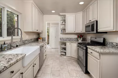 2411 Chapala Street, Santa Barbara, CA 93105 - Photo 12