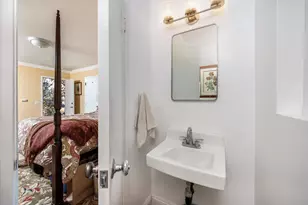 2411 Chapala St, Santa Barbara, CA 93105 - Photo 28