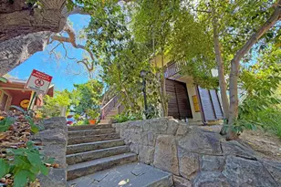 1226 N Salsipuedes St, Santa Barbara, CA 93103 - Photo 4