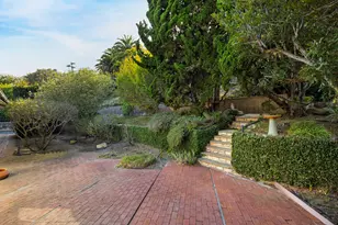 556 La Marina, Santa Barbara, CA 93109 - Photo 36