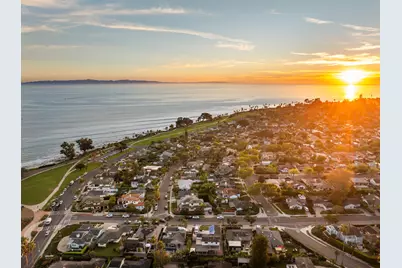 114 La Marina, Santa Barbara, CA 93109 - Photo 2