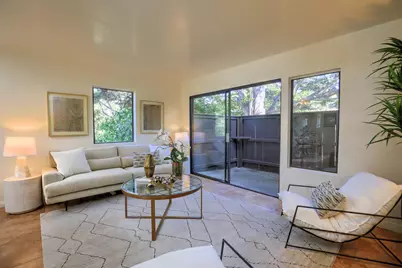 1035 Miramonte Drive #8, Santa Barbara, CA 93109 - Photo 2