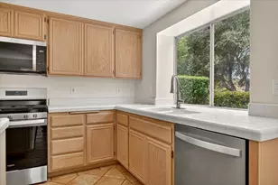 521 Brookside Dr, Lompoc, CA 93436 - Photo 8