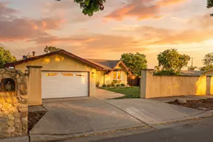32 San Anzio Way, Goleta, CA 93117 - Photo 2