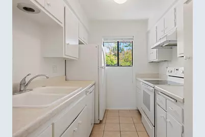 986 Miramonte Drive #Apt 4, Santa Barbara, CA 93109 - Photo 12
