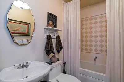 50 Barranca Avenue #Apt 7, Santa Barbara, CA 93109 - Photo 20