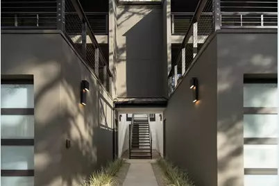518 E Islay Street, Santa Barbara, CA 93101 - Photo 2
